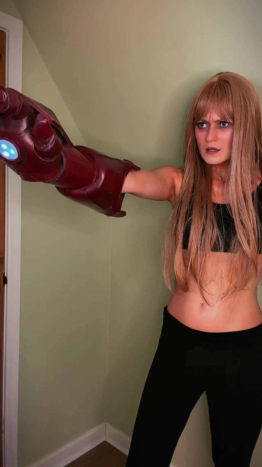 @SarahCosplayGal