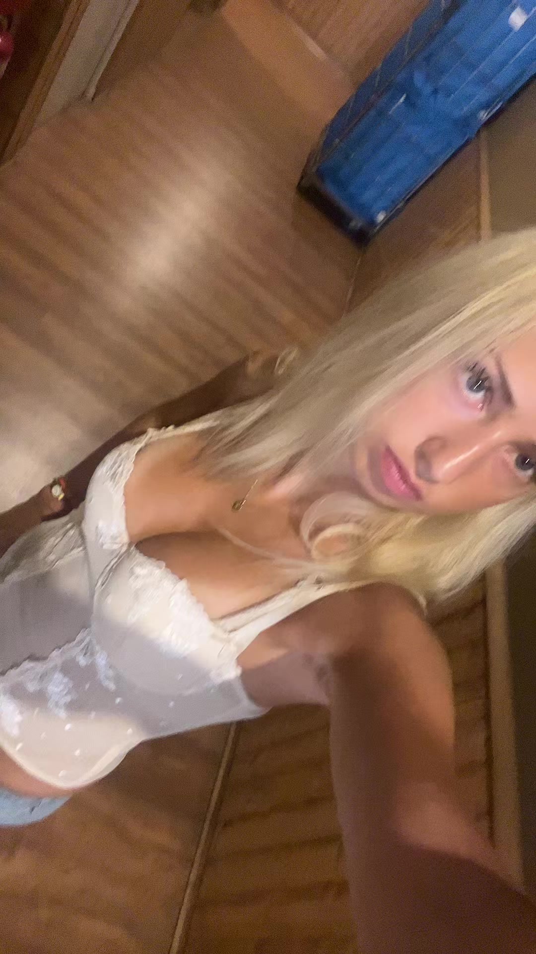 @Nina123