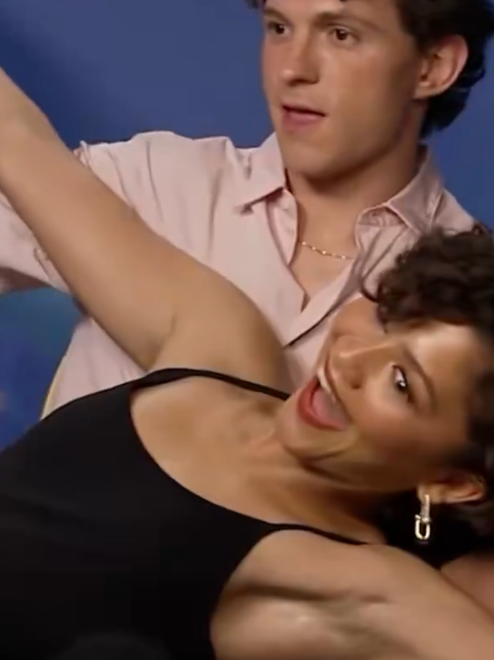 @Ant Reacts