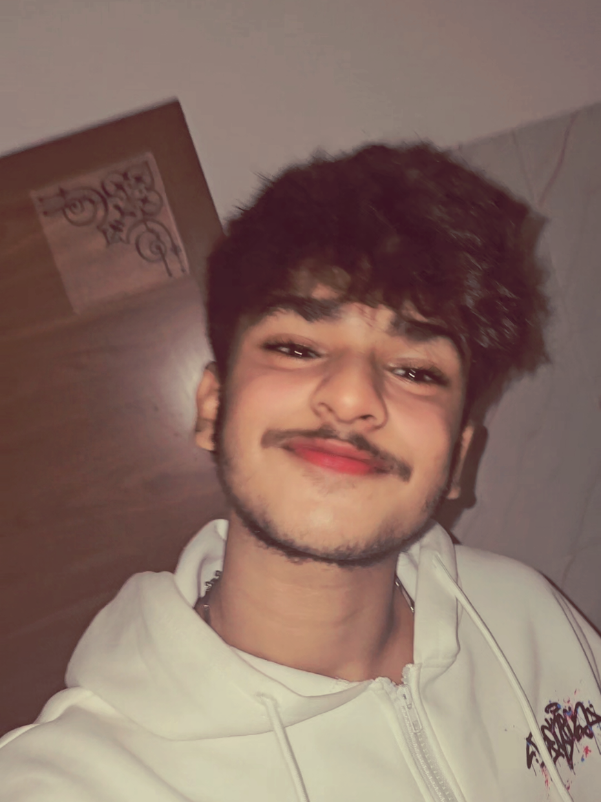 @𝙆𝙚𝙫𝙞𝙣𝙯𝙮 Tt 🫧😻