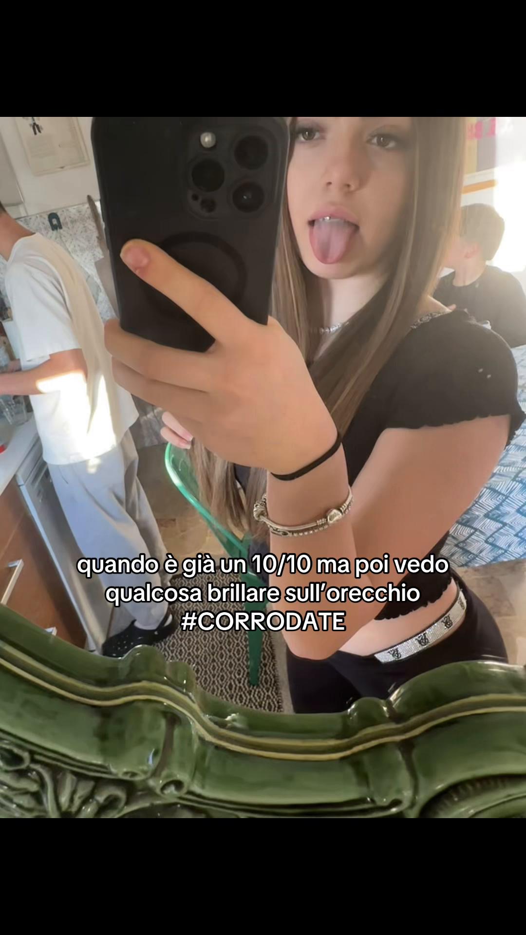 @viola.spam💋