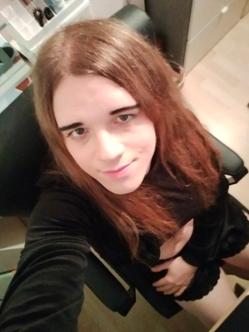 @Laurababyemily