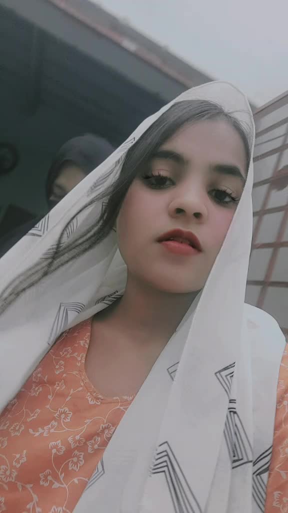 @꧁❤️PIYARI PARVEEN❤️𒈞꧂