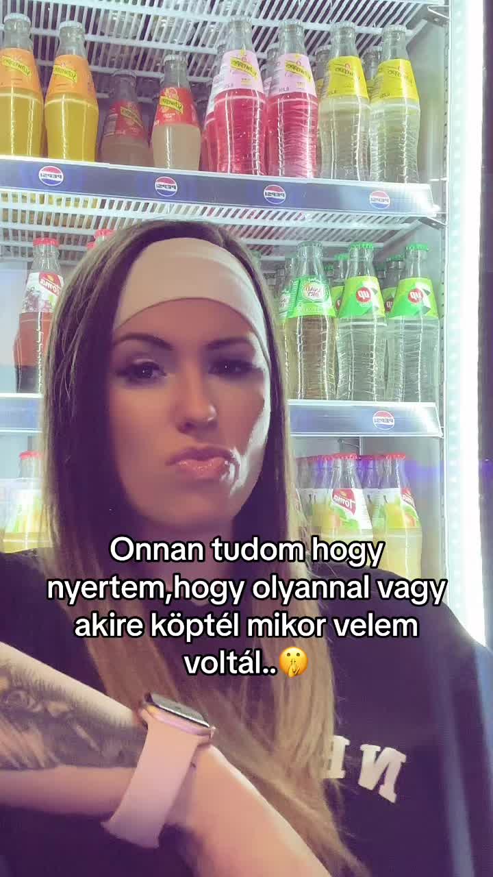 @𝗘nikő✨