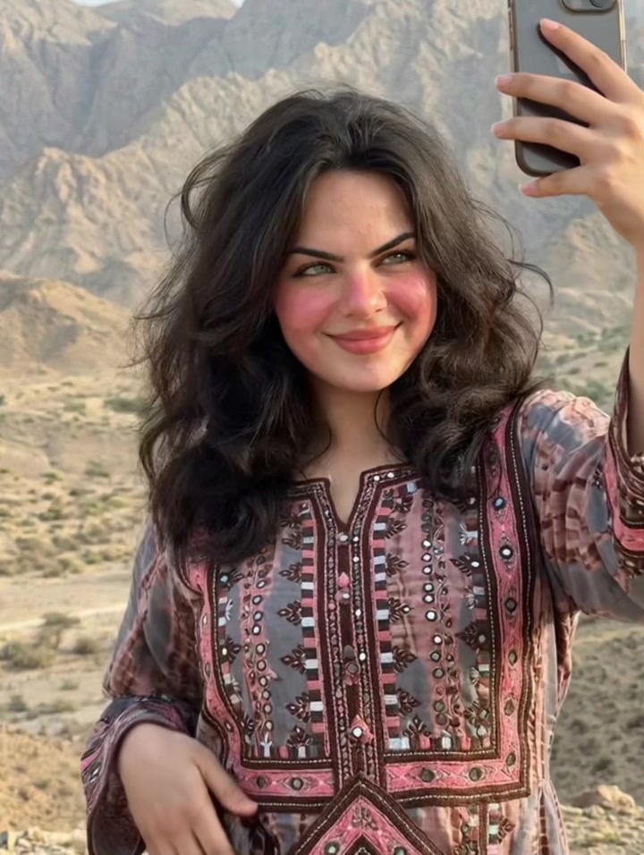 @Gul Pari Baloch