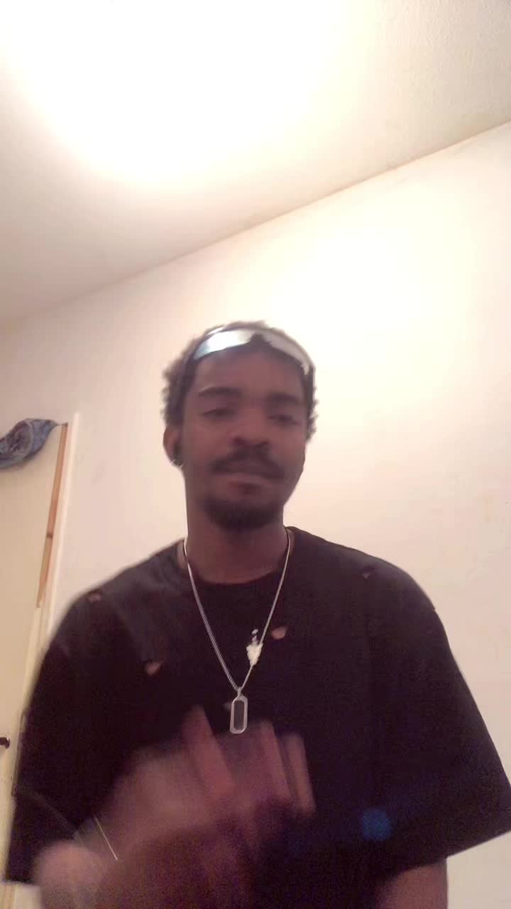@Personne🥷🏽🫯