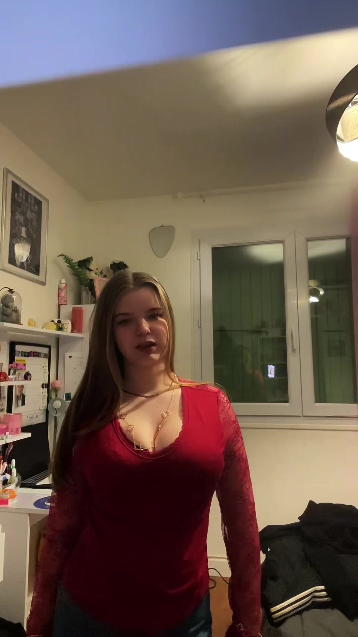 @𝓐𝓷𝓰𝓮'✰