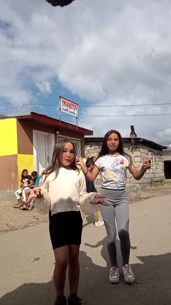 @ŤØMMÿŇĶŒ Şhëłbÿ