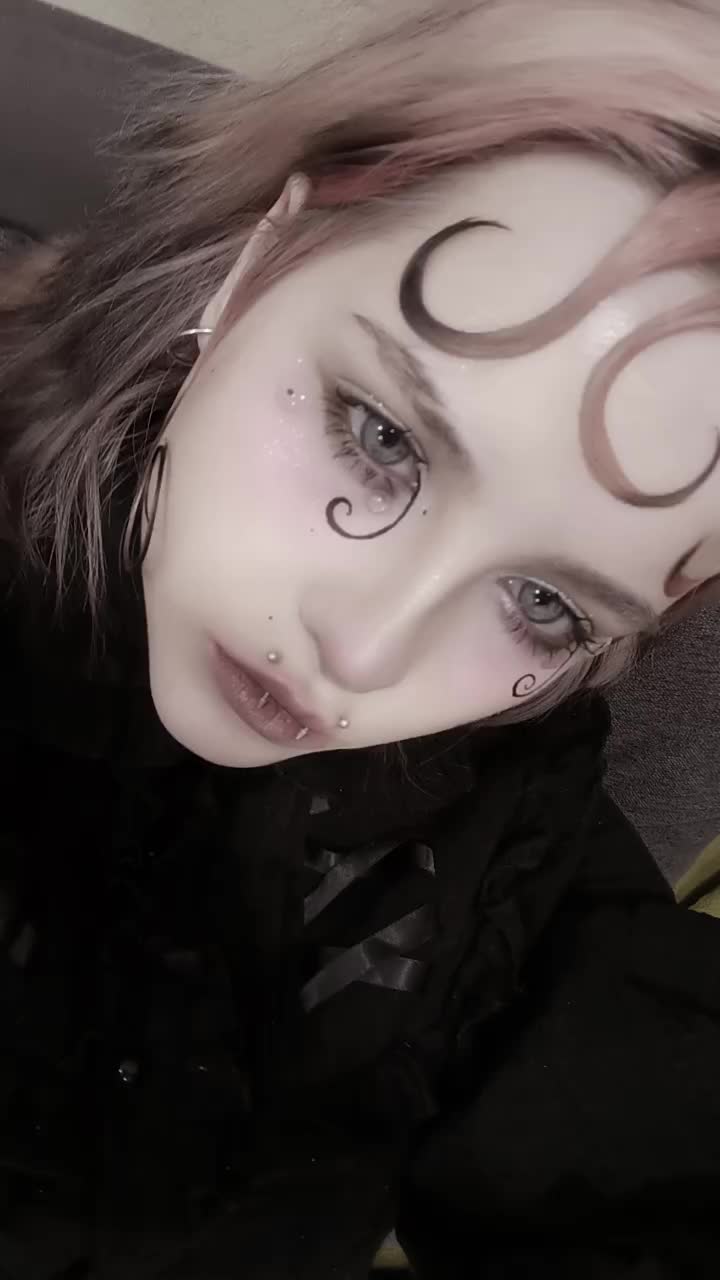 @𝕸𝖎𝖔