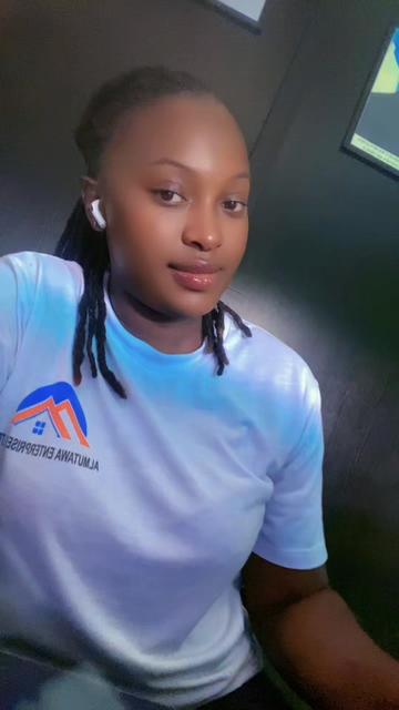 @Wild-Bea 26🦋🇷🇼🇺🇬