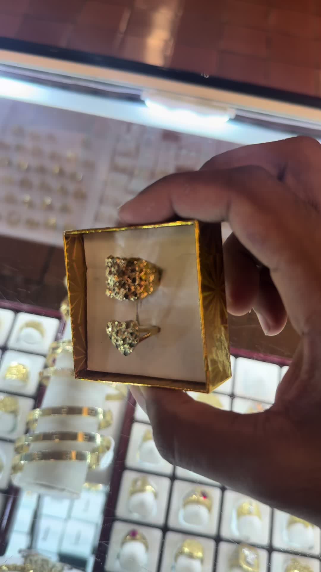 @AliJewelers