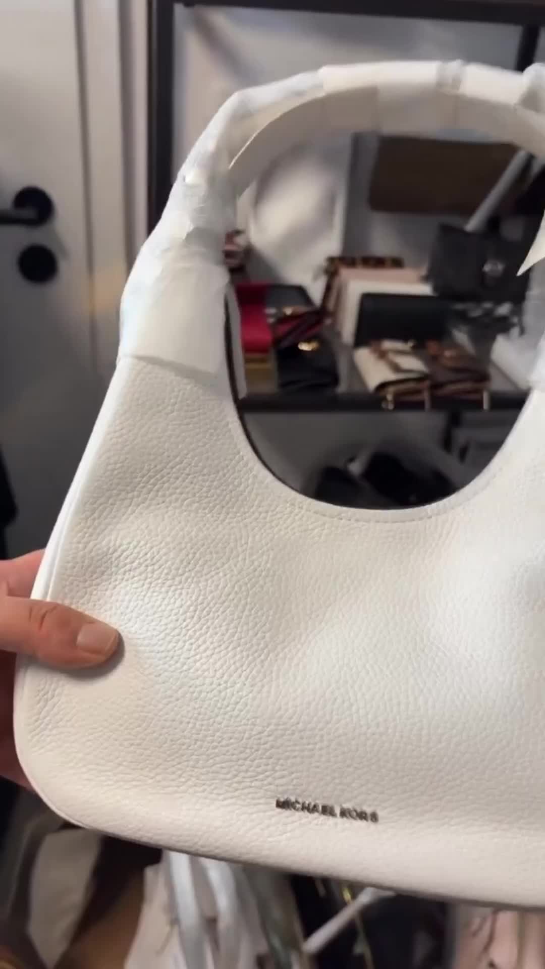 @ElmetShop