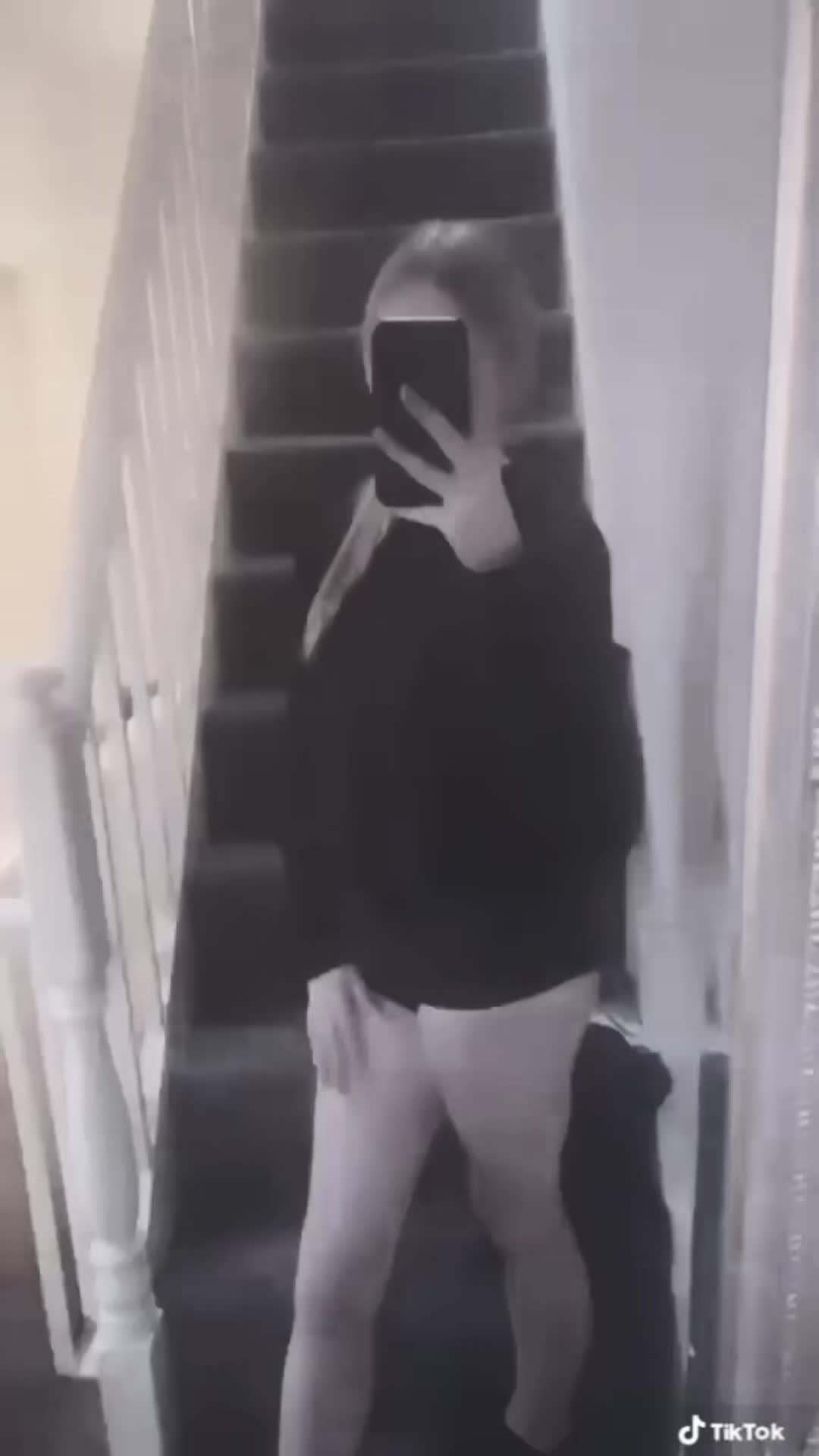 @𝐬𝐚𝐥𝐥𝐲𝐱𝐱