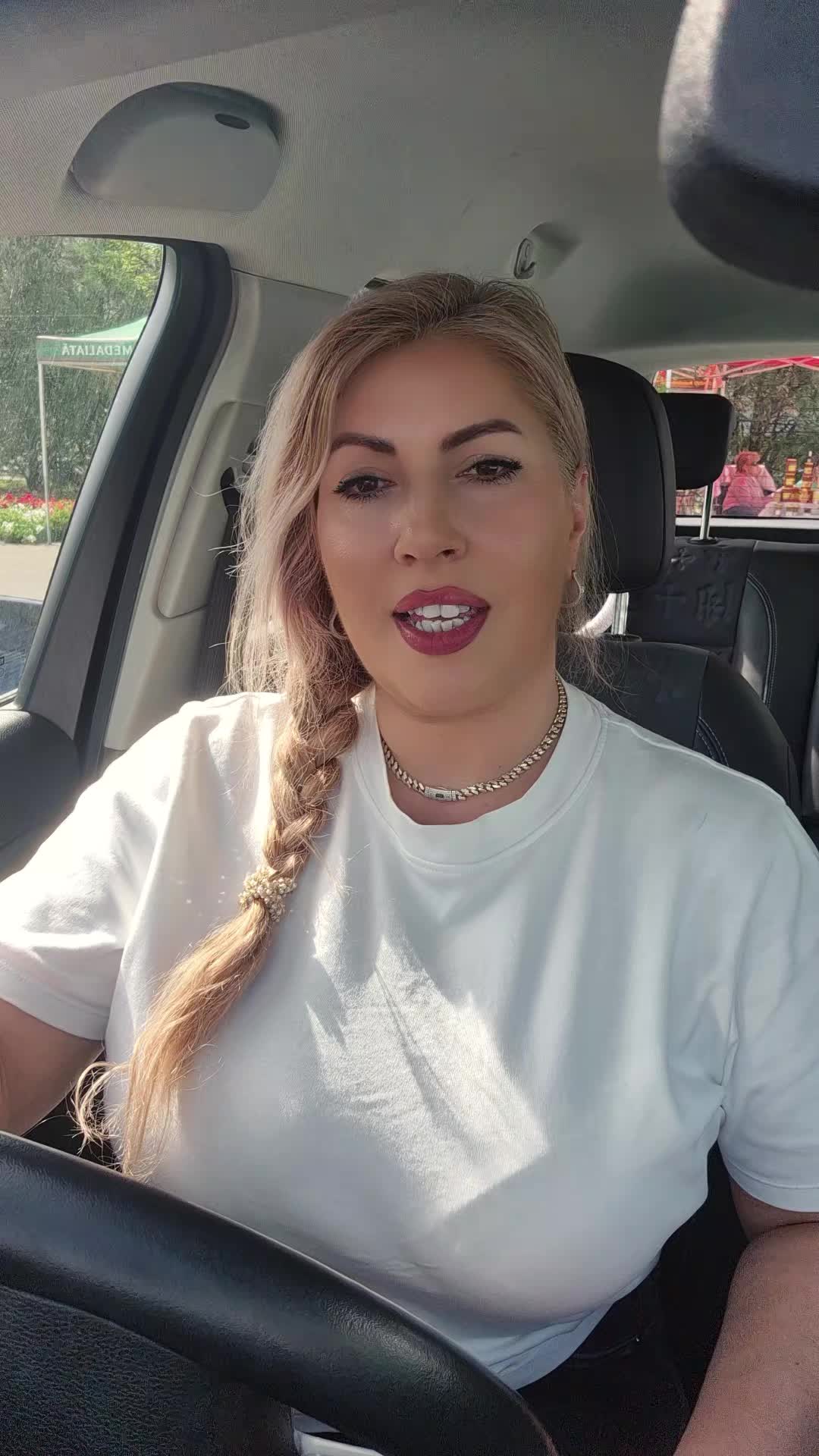 @👑❝𝓠𝓾𝓮𝓮𝓷 ❞👑