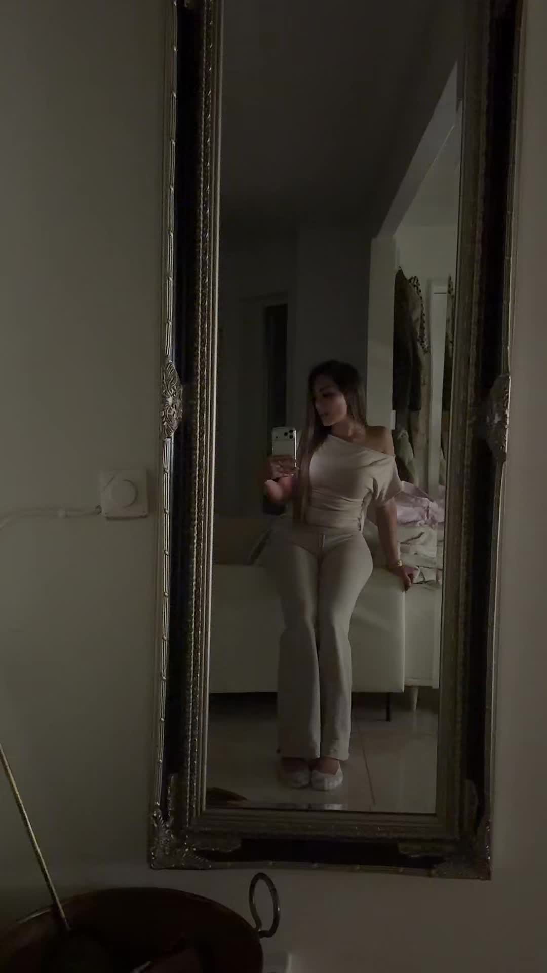 @𝐇𝐞𝐥𝐞𝐧𝐚🤍