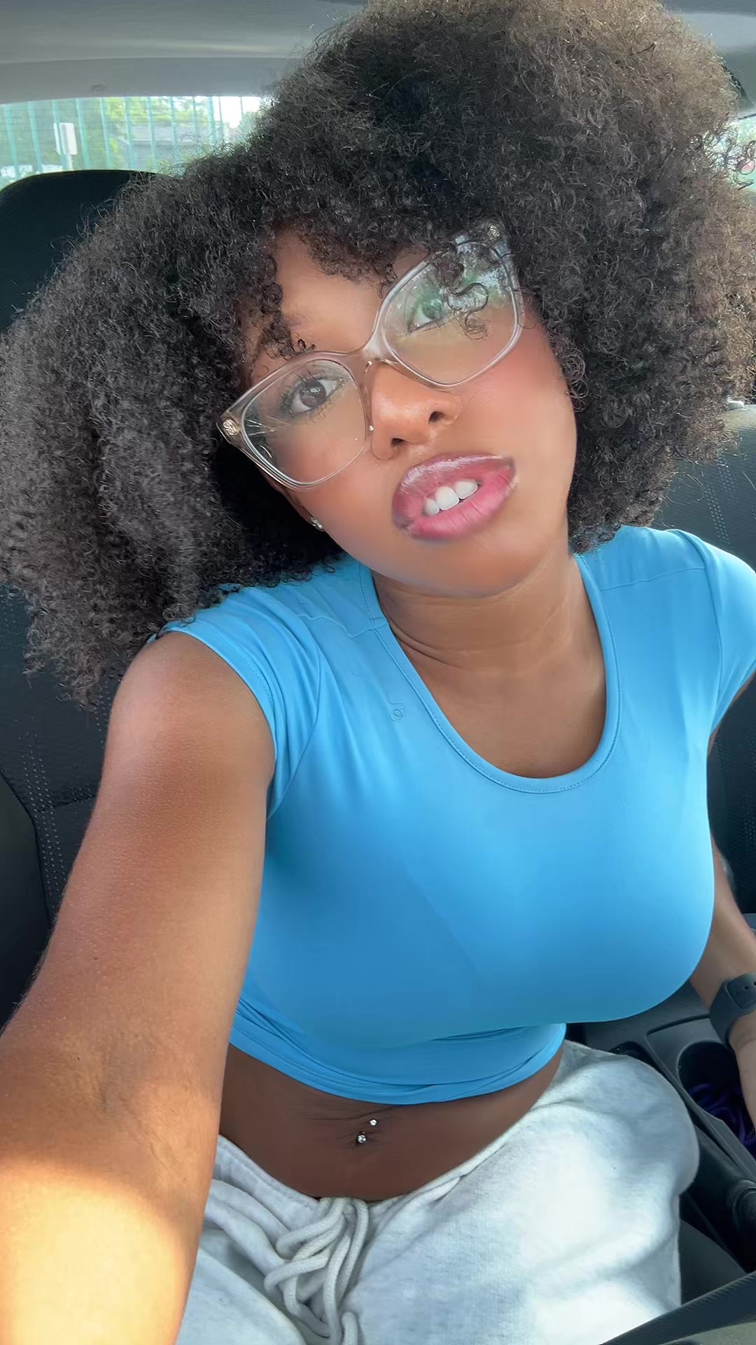 @Elyse🤪