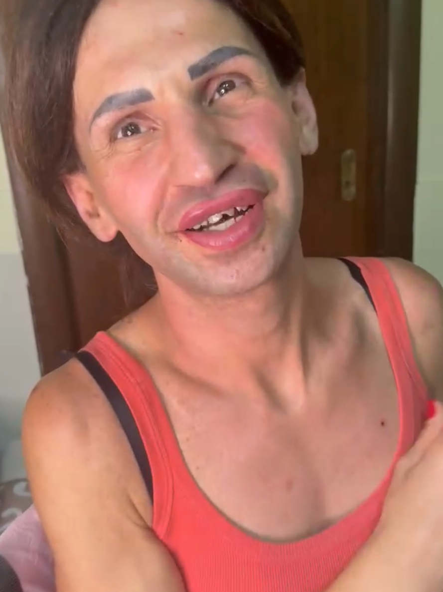 @Laura La Divina