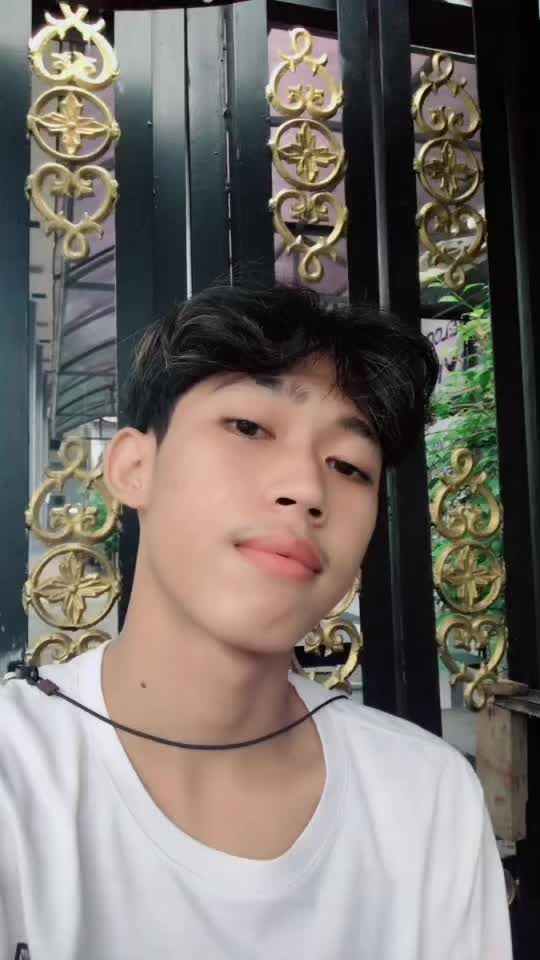@user230920032506