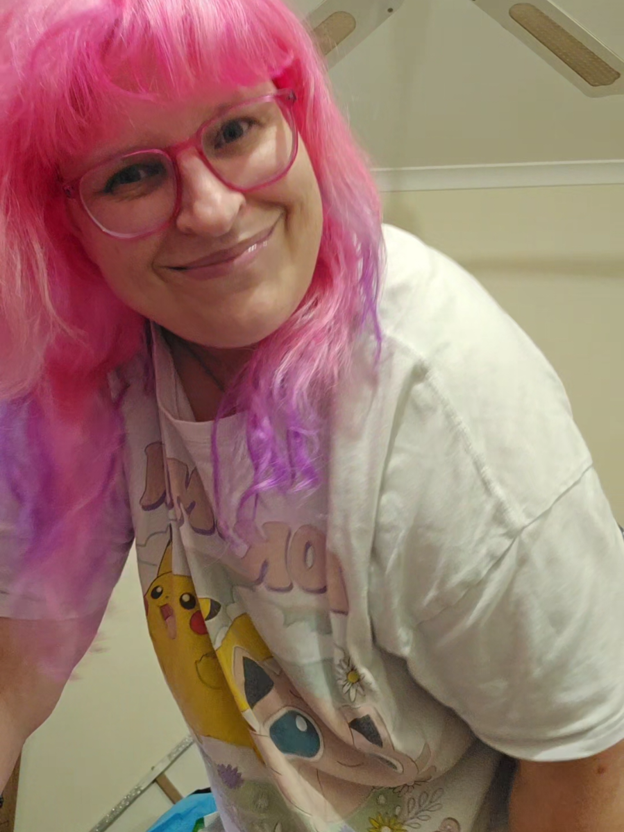 @🩷 The Pink Haired Lady 🩷