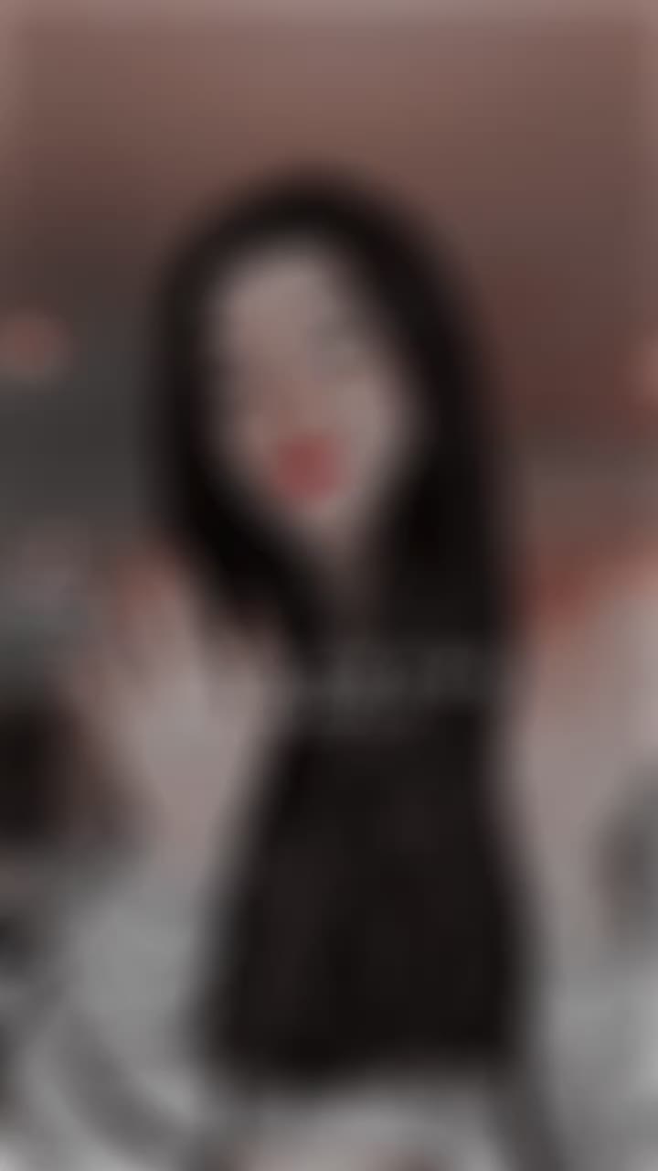 @Andreza || 3.3k hellos!