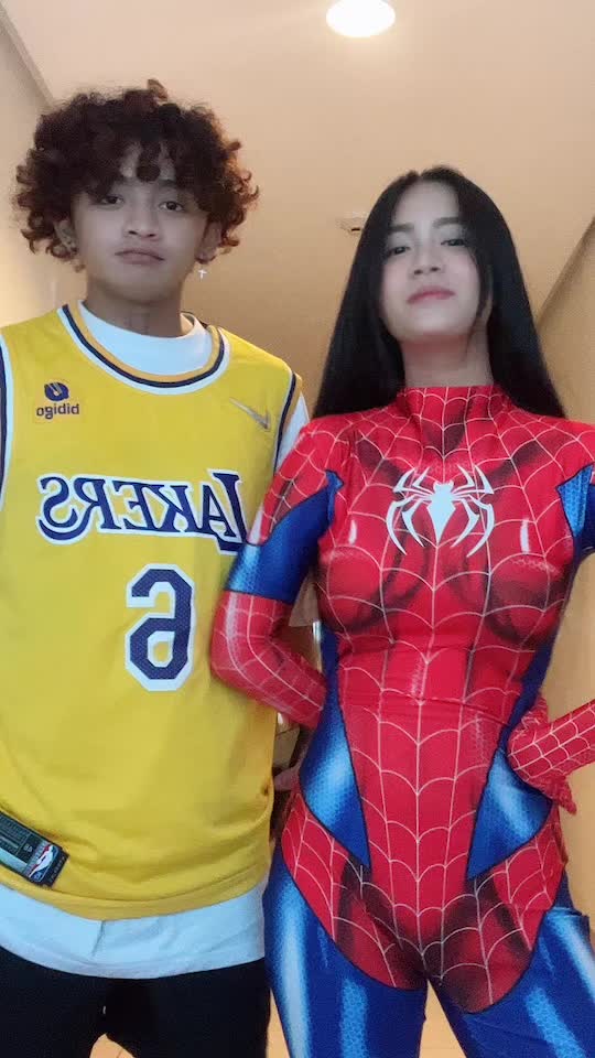 @SpiderGirl