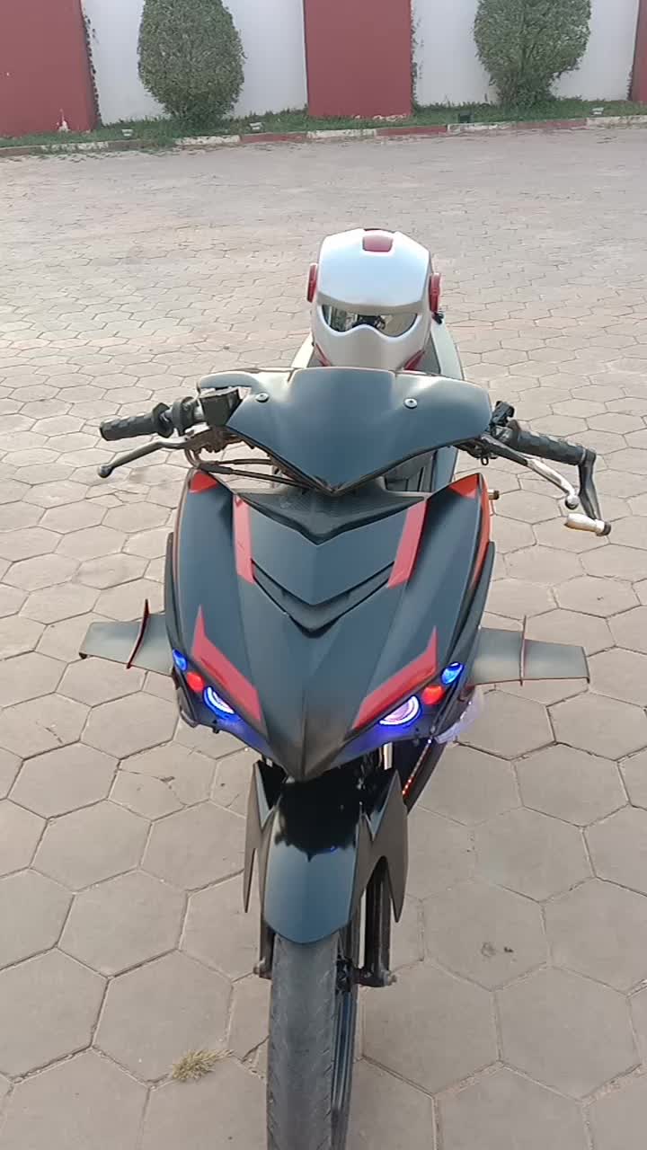 @ហេង សម្បត្តិ