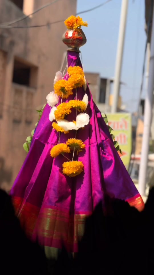 @Vidhate Paithani