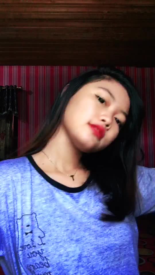 @🦋
