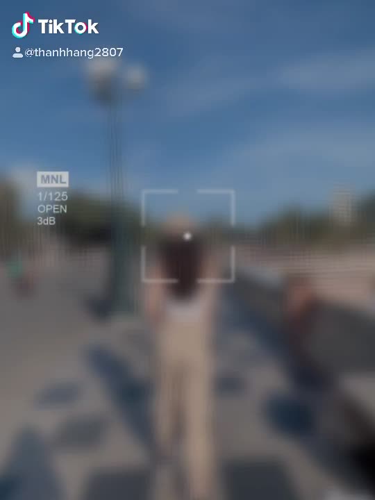 @𝑻𝒉𝒂𝒏𝒉 𝑯𝒂̆̀𝒏𝒈🩵