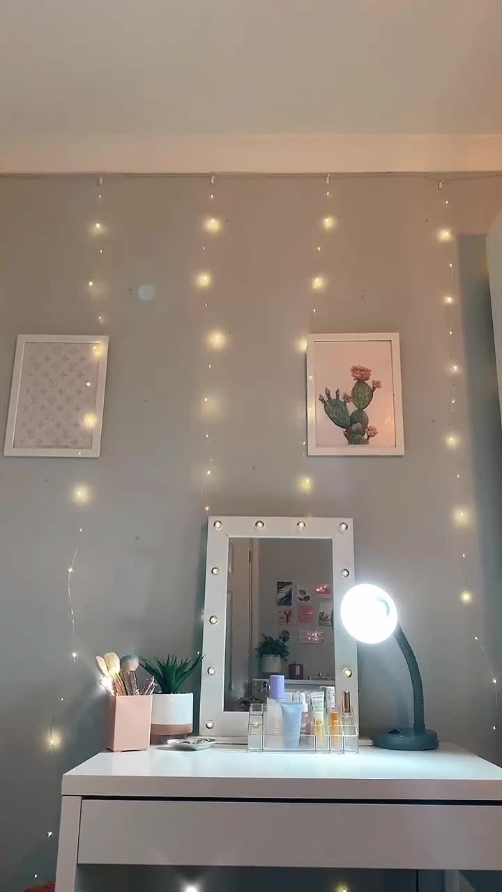 @<3