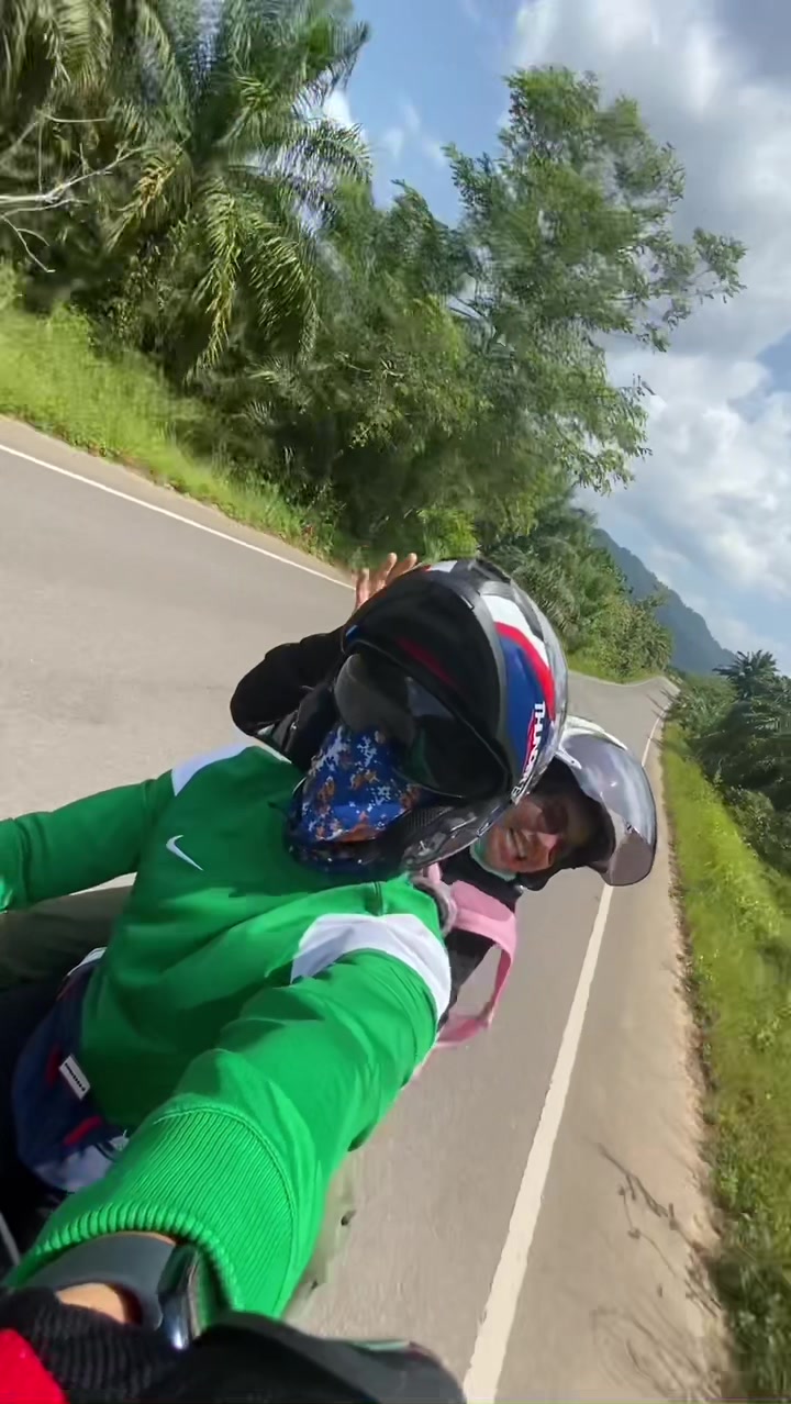 @Adamsvrg. ⚡️