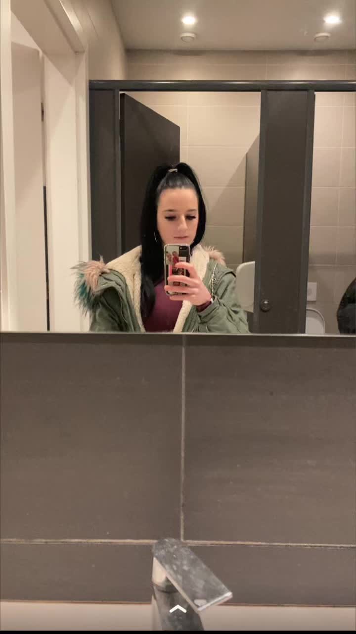 @vanessagalesic0