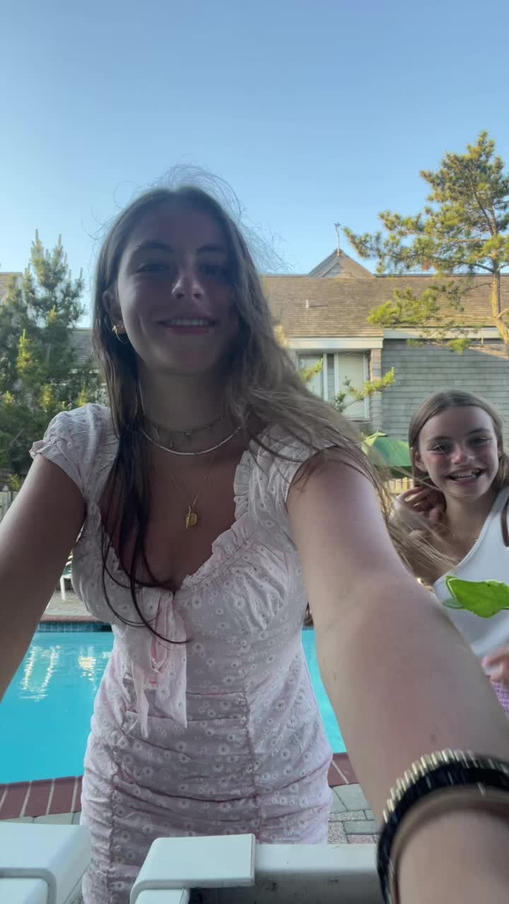 @notnoellebass