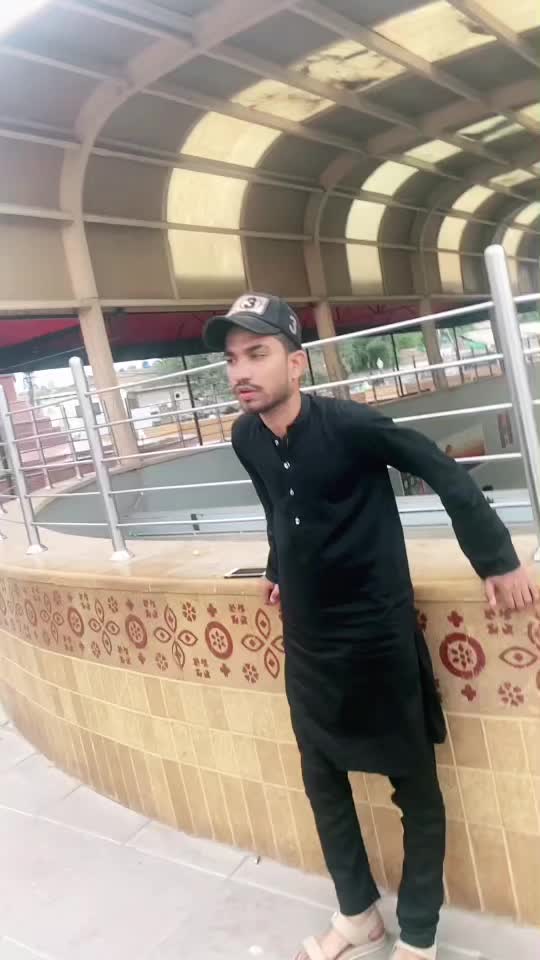 @Ali_Ak