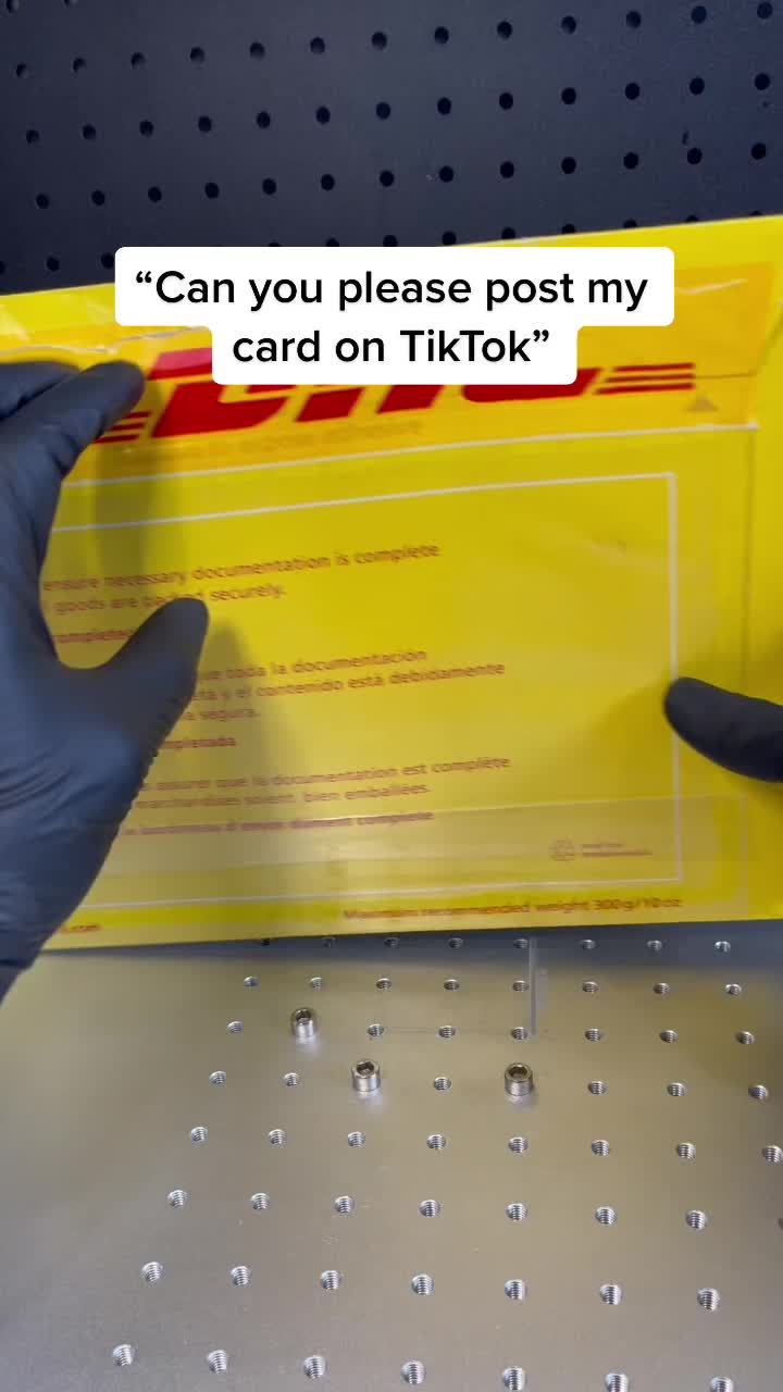 @Carbon Co Skins 💳