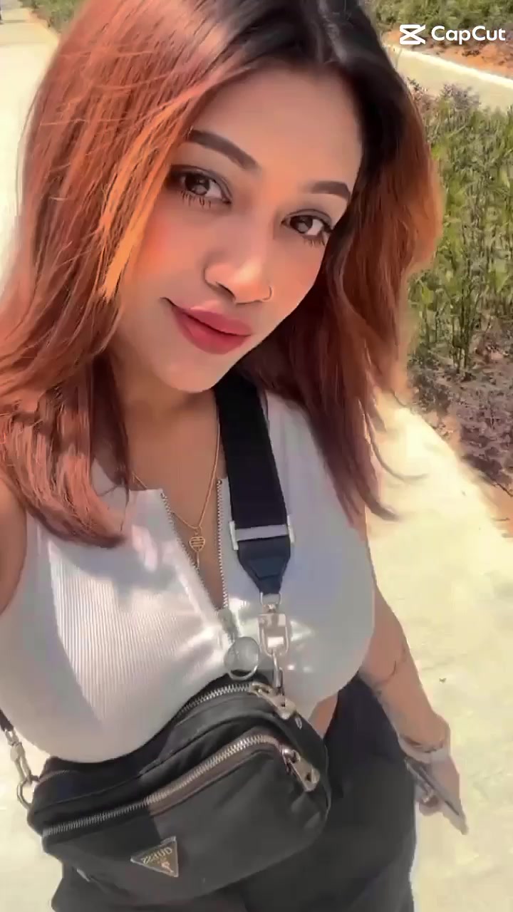 @Vyaa🐍✨