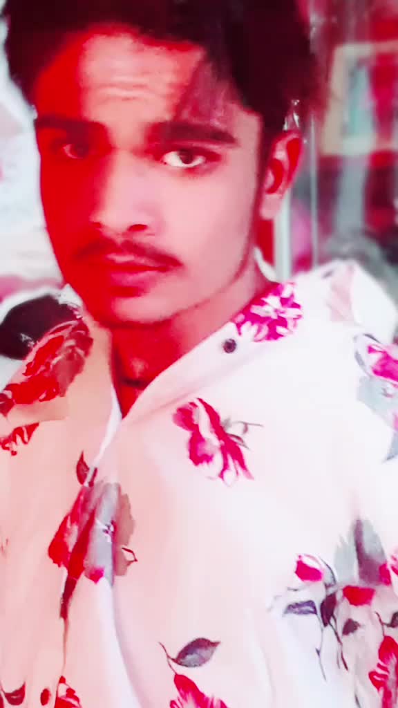 @Locky_👑 Boy Ashiq.