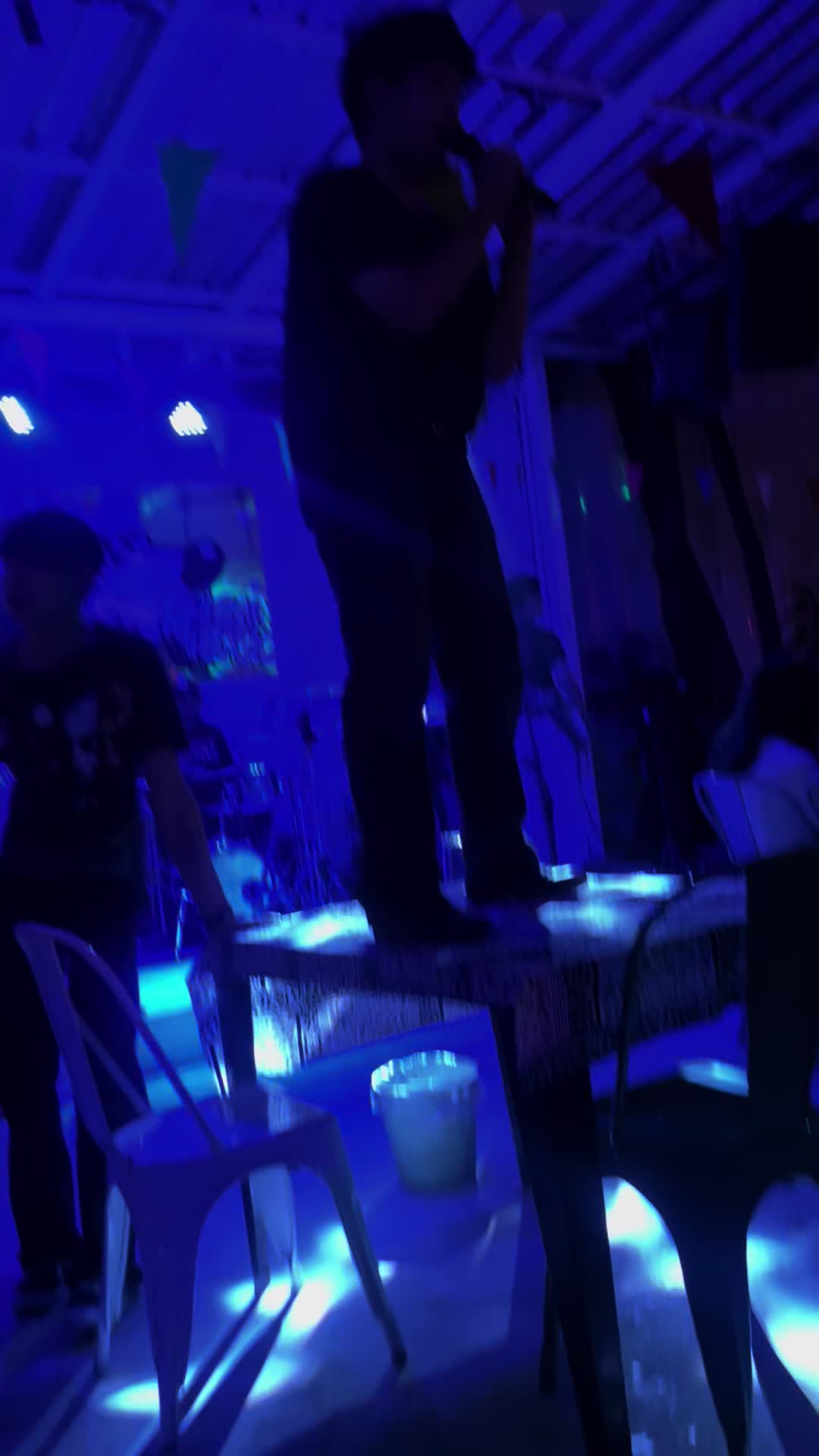 @GybZy Indaclub