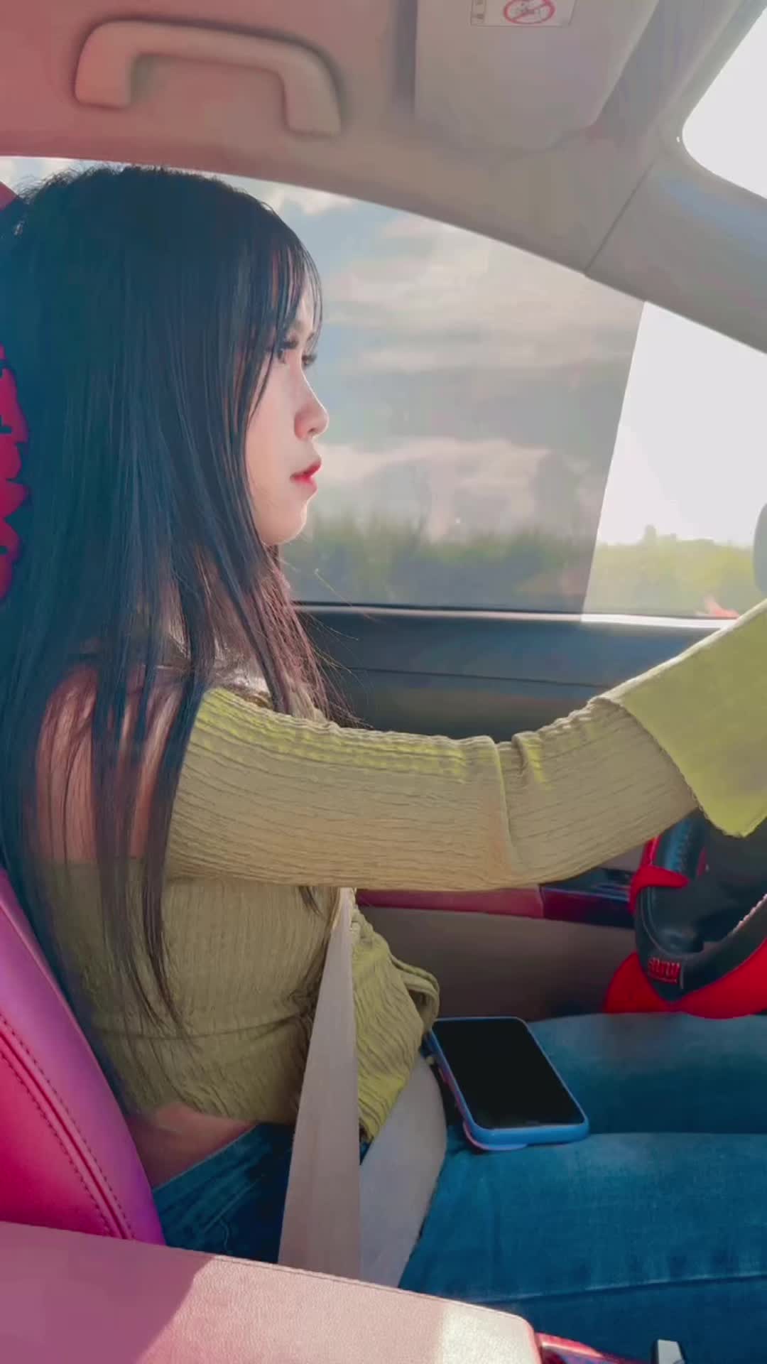 @Leakhana