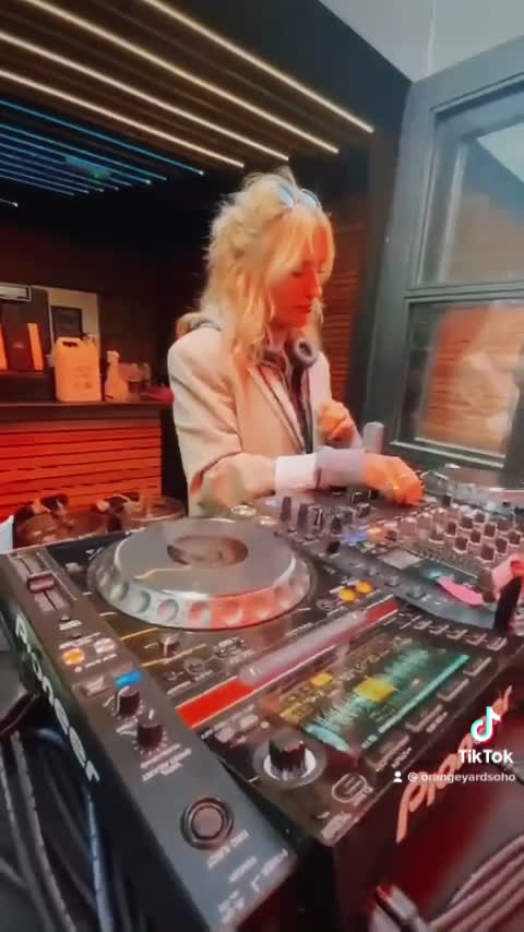 @orangeyardsoho