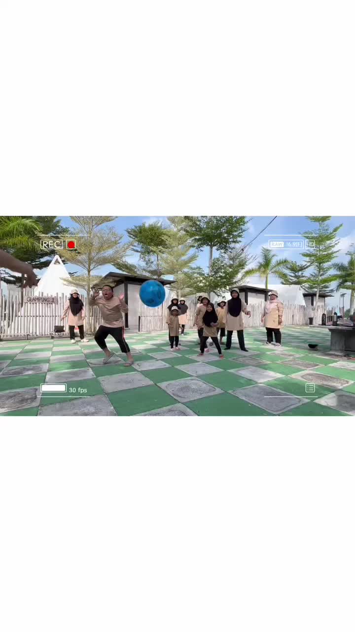@Syazanarozi
