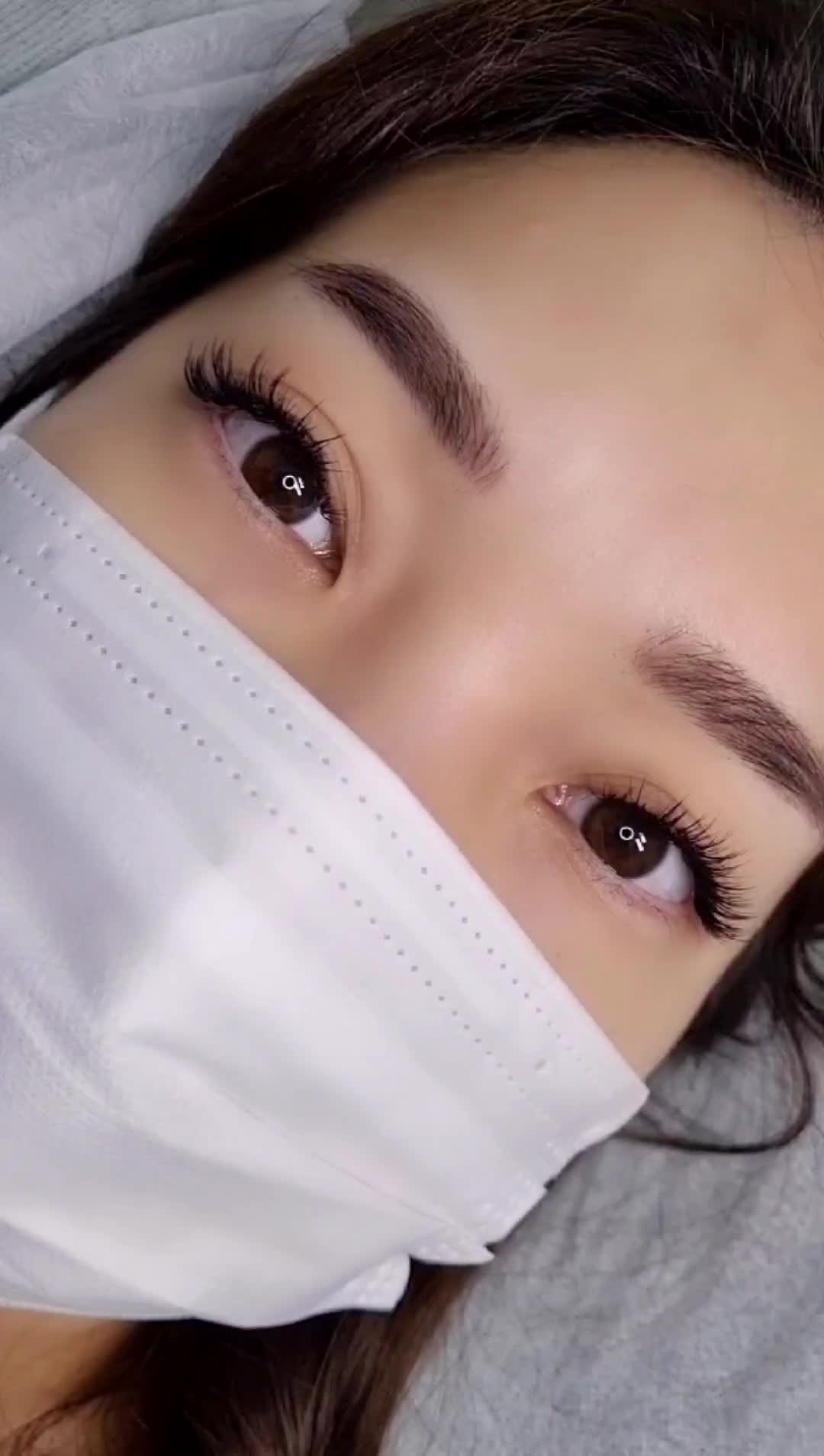 @fluffmylashes
