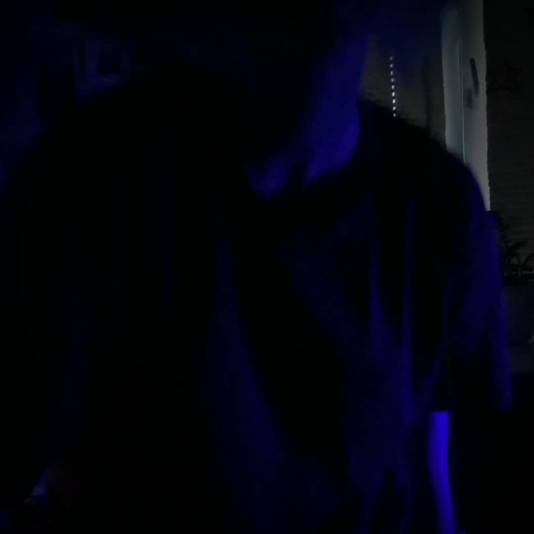 @Сузя♰