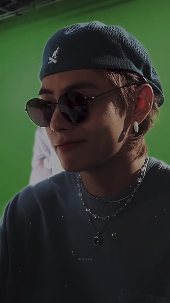@✨ 𝐥𝐢𝐤𝐞 𝐜𝐫𝐚𝐳𝐲 ✨