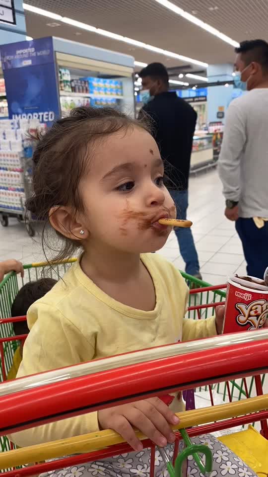 @Celia Ghaddar