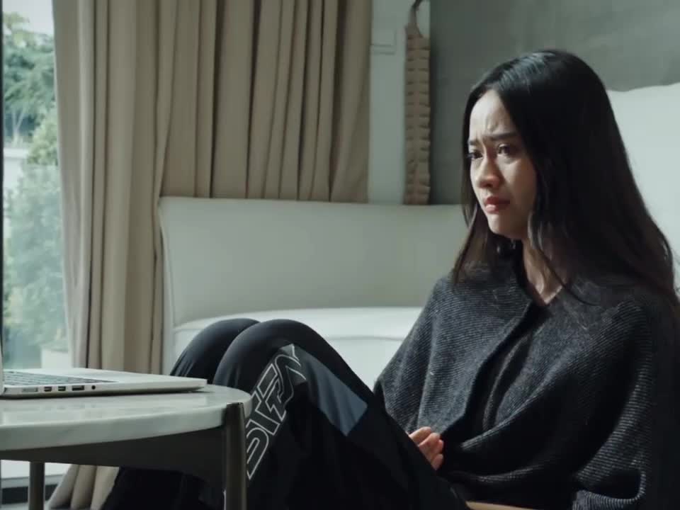 @Short scene drama