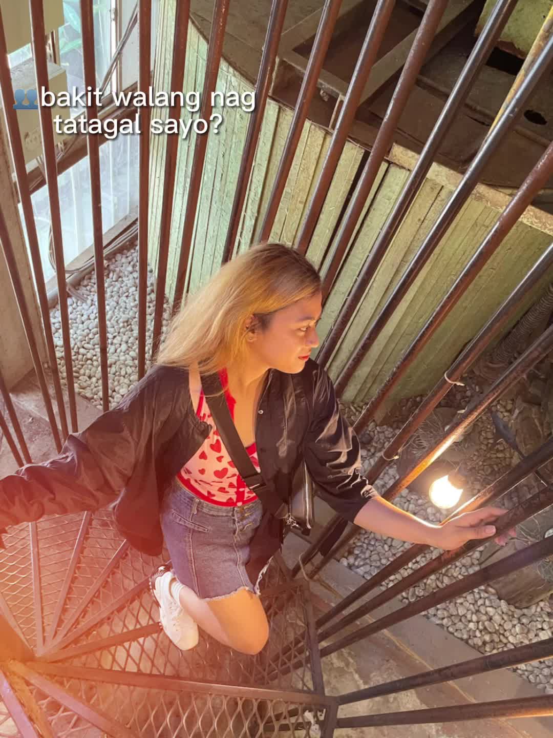 @🎀𝓐𝓷𝓷𝓮🌸