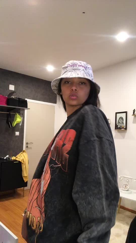 @Mit_ixx🥴