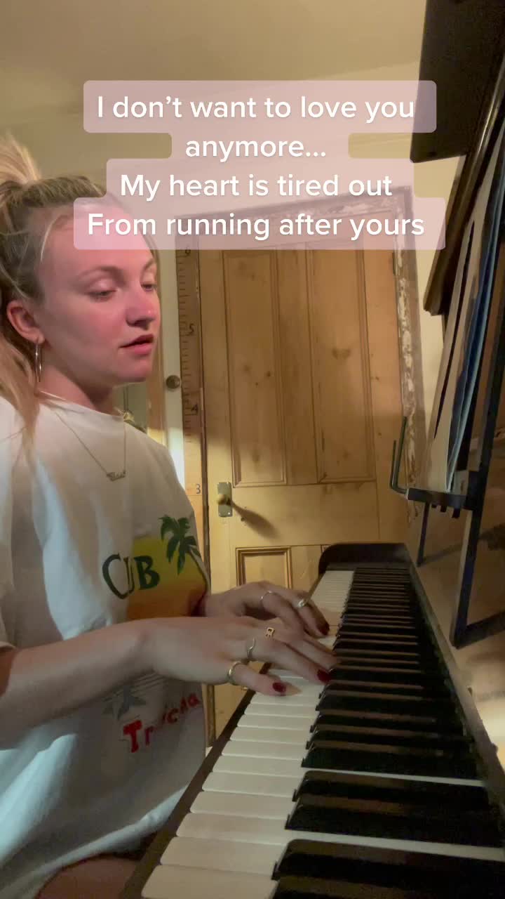 @Eloise