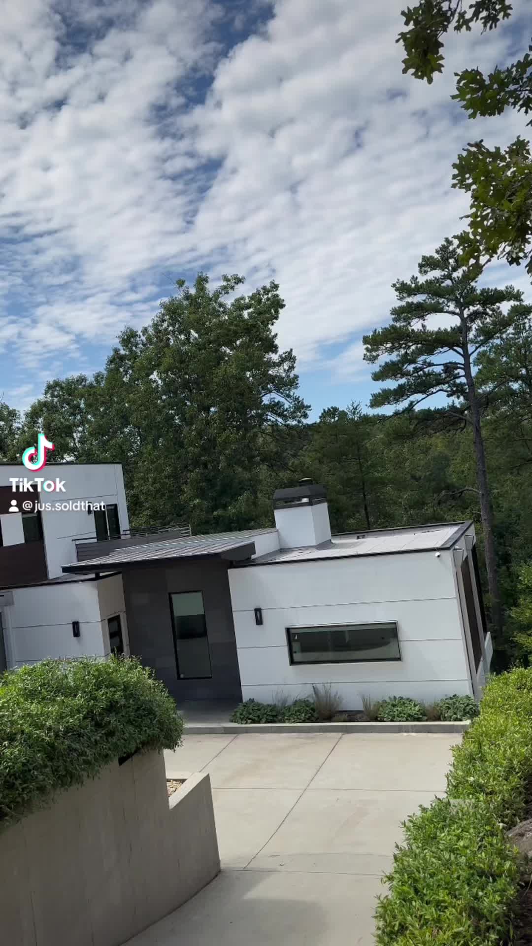 @J WELCH REAL ESTATE🏡💎